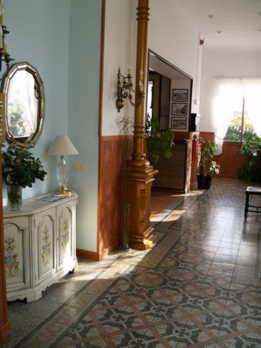 סאן פליו דה גיסולס Hotel Hostal Del Sol מראה חיצוני תמונה