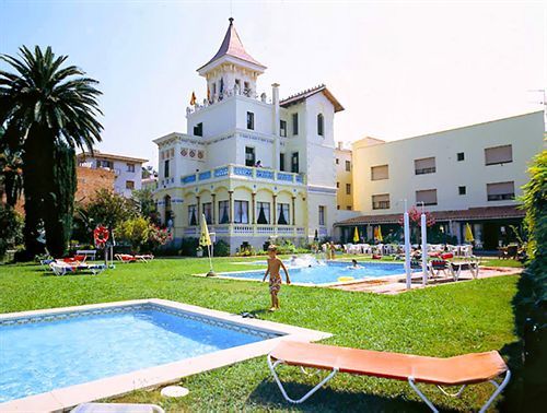 סאן פליו דה גיסולס Hotel Hostal Del Sol מראה חיצוני תמונה